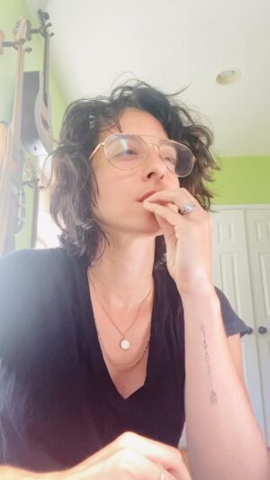 Jenna Laurenzo Instagram - “Where’s the rewrite?”
.
.
.
I thought I’d just share a video update to answer where I am emotionally in this rewriting process @summerlymoore @jdap.creations @therealmattdel @onionania @kristii_lynnn @lfeins @parlaycz @parlaystudios 
.
.
.
Thank you for answering my nonsensical questions as I fill in the pages @dannispanni @crismariariv @kateymoff @kate.s.connors @sarabclement @ktstage @carolinehocksbrown 🙏❤️ #screenwriting #makingmovies #writingprocess #celinedion
