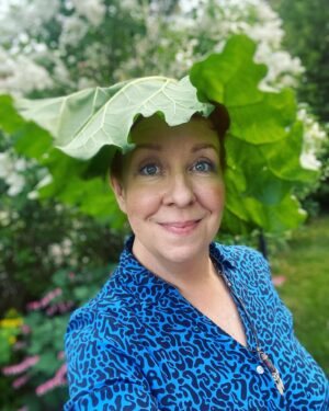 Jenni Kokander Instagram - Vaviskaa foliohatut! Raparperihattutäti tulee.