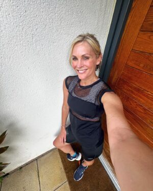 Jenni Falconer Instagram - I bloomin’ love running. 💙

It can be hard, it can be challenging, I’m certainly not going to breeze round the London Marathon course next weekend but I do know that at the end, I will feel an overwhelming sense of pride and achievement. 

If you are running any race, whether Manchester tomorrow, London next week or another, remember the fact that doing it is enough. 

If you manage to get a PB, that is truly brilliant but it’s equally brilliant just to cross the finish line. So be kind to yourself, see how far you’ve come and think how it will all be done and dusted before you know it. 

Enjoy this incredible opportunity, no matter how long it takes. Focus on the finish, appreciate the camaraderie, the cheers of support from the crowds, smile at your fellow runners and yes there will be some way faster than others but we’re all working towards the same goal-we all want to get that medal. And we will get it. 🏅

Good luck. If you’re running London on April 21st, I’ll see you on the course! Happy running. 

And if you need motivation on the course or when you’re out running, check out my podcast #RunPod, or listen to the marathon and community chapters in my book #RunnersHigh. 💙😜

#run #runner #runpod #runpodrunclub #runnershigh #loverunning #londonmarathon #marathonrunning #london