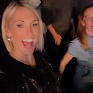 Jenni Falconer Instagram - TAKE THAT  x  This Life tour 2024 ✨💙

As always, just brilliant. 

#takethat #girlsnight
