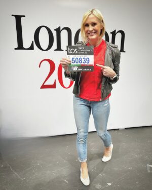 Jenni Falconer Instagram - Just call me 50839…… 🏃🏼 🏃‍♂️ 🏃🏼‍♀️ 

This Sunday, alongside 50,000 others, I’ll be running the @londonmarathon and I cannot wait! 💙

There’s a special themed episode of RunPod coming out on Friday too to get you in the mood for marathon weekend. 😍

#run #runner #londonmarathon #runpod #runpodrunclub @runpodrunclub #runnershigh #loverunning