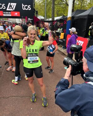 Jenni Falconer Instagram - What a day. 😍

London Marathon day is my favourite day of the year. 
Even today, when I had an issue with my toes, I still smiled I would say around 90% of the way round. (My toes cut open and were bleeding from mile 9-they really hurt). 

It may have prevented me getting the time I’d hoped but I was only 30 minutes behind with my walk/run combo. So I am super delighted with the end result. 

Thank you to everyone that called my name and cheered me on….you made a difference. The crowds get better and better every single year. Today was also a perfect marathon day-not too hot, blue skies, the sun was shining. ☀️ 

I couldn’t fault anything apart from perhaps sadly my trainers needed to be bigger. I will not make that mistake again. 

Well done to everyone who took on the 26.2 mile run and congratulations if you also crossed that finish line. What a special club that was today. I am incredibly proud to have been a part of it. 

Thank you @londonmarathon for putting on such an immense event. 

Now who’s going in the ballot for next year? 💙

#londonmarathon #marathon2024 #london