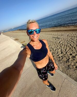 Jenni Falconer Instagram - Do you run on holiday? ☀️

If you don’t, you should, it’s the best. 

Run at your own pace, there’s no race; you get to explore, enjoy the sunrise and if you’re somewhere like this, you can run by the sea, and along the beach. It’s one of my favourite things about a holiday-in fact before I book a trip away, I usually checking out the running options! 

Anyway, the south of Spain is one of my favourites. ❤️🇪🇸🏃🏼‍♀️

Happy running. 😘

And before I’m asked…. 
-top and shorts are @sweatybetty
-trainers are Ghosts from @brooksrunninguk 💙

#runpod #runner #run #runningonholiday #holidayrunning #holidayrun #andalucia