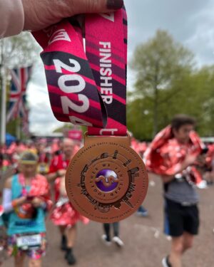 Jenni Falconer Instagram - What a day. 😍

London Marathon day is my favourite day of the year. 
Even today, when I had an issue with my toes, I still smiled I would say around 90% of the way round. (My toes cut open and were bleeding from mile 9-they really hurt). 

It may have prevented me getting the time I’d hoped but I was only 30 minutes behind with my walk/run combo. So I am super delighted with the end result. 

Thank you to everyone that called my name and cheered me on….you made a difference. The crowds get better and better every single year. Today was also a perfect marathon day-not too hot, blue skies, the sun was shining. ☀️ 

I couldn’t fault anything apart from perhaps sadly my trainers needed to be bigger. I will not make that mistake again. 

Well done to everyone who took on the 26.2 mile run and congratulations if you also crossed that finish line. What a special club that was today. I am incredibly proud to have been a part of it. 

Thank you @londonmarathon for putting on such an immense event. 

Now who’s going in the ballot for next year? 💙

#londonmarathon #marathon2024 #london