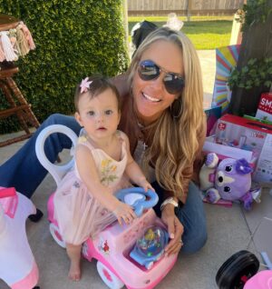 Jennie Finch Instagram - Our sweet CeCe girl (niece) turned 1 today with the sweetest celebration! 🥰🎂🍭 Family time is the best time! 🙏🏽🩷