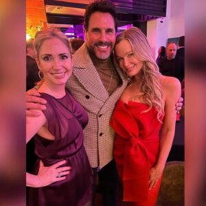 Jennifer Gareis Instagram - Happy Holidays! 
Another fantastic night with my B&B peeps! 
#merrychristmas🎄 
#happyhanukkah 
#happykwanzaa 
@ashleyaubra 
@dondiamont 
@johntmccook 
@laurettespangmccook 
#alleymills 
@bbheathertom 
@jacquelinemwood_1 
@lsaintvic 
@annikanoelle 
@iamthorstenkaye 
@boldandbeautifulcbs 
#boldandbeautiful