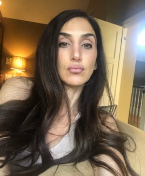 Jennifer Gibgot Instagram - I miss you world. How’s everybody doing out there🙋🏻‍♀️