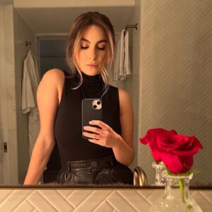 Jennifer Kaytin Robinson Instagram - art basel x @chanelofficial 🌹