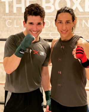 Jennifer Miranda Instagram - Next level…📈🚀 !!! 
@jaimelorentelo @theboxerclub.es 
#boxingevent #projets #box #funnyboxingtimes