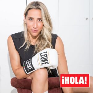 Jennifer Miranda Instagram - “Lo que más me gusta del boxeo es que saca la guerrera que llevas dentro, tanto física como mentalmente ” Gracias Ana Caaveiro y @holacom por vuestra amabilidad 📸 @fernandojuncotellado @mguerraestudio Preciosa fotos 🥰  @renedo_agencia @theboxerclub.es @javierpardo.tbc @josestmp 

Os gusta la entrevista ??? La tenéis en mi bio ♥️ os leo!!