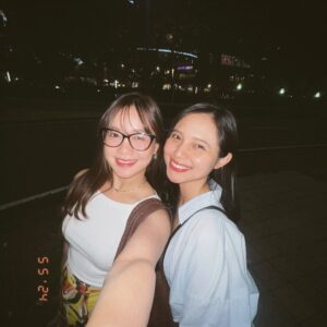 Jennifer Rachel Natasya Instagram - always having a good times with this hooman🤞🏼💕👯‍♀️