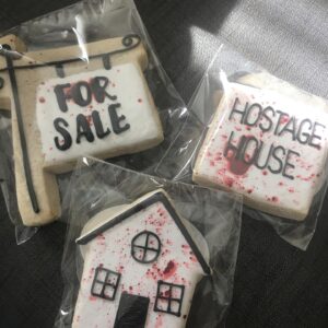 Jennifer Taylor Instagram - Only a few more days left on #HostageHouse So much fun  here in Oklahoma! Thank you @richardswitzer @dawnslightmedia #davidbenullo
.
.
.
.
#moviemaking #film #indies #actress #lovemyjob