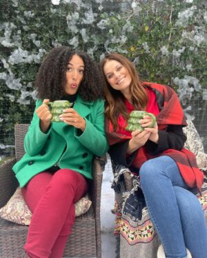 Jennifer Taylor Instagram - Starting the New Year with another @dawnslightmedia #christmasmovie 
@iamchristiepistol @terrywoodberry @caseywaller @andrewprogers @iamharshmilan @jaredcohn1 @julia_terranova @patinomgmt @tanyperfect
