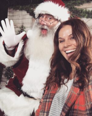 Jennifer Taylor Instagram - Thanks, Santa!
#merrychristmas