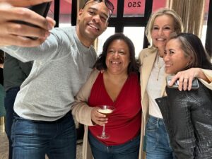 Jennifer Ashton Instagram - GMA3 off-site: I LOVE this squad so much! Four years, over a thousand hours of television, 3 Emmy nominations, and a zillion examples of why our producers/director/editors/graphics/ops’s talent, spirit, heart, excellence, high standards, understanding, kindness and humor is the secret sauce in making the best team in network tv. I love you all ❤️💫❤️💫 (and thanks to my husband for making a cameo😍) #gma3 #workfam
