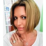 Jennifer Gimenez Instagram - New Hair, New Do, New Color, New Skin, = NEW ME. Thank you @manewizard for spending so so so many hours coloring my hair, cutting it, taking care of it and giving me a new look. I’m so honored that I get have you do your magic on me. I love this new look. I love you beyond words and so honored to call you my best friend. Thank you to @nursepractitionerjen for being my face fairy angel. Jen this PRX Peel Non Peel is the best. This PRX peel brightens your skin, tightens your skin and builds collagen. It was a game changer for me. I did four treatments, used the creams that was given to me for this treatment and I couldn’t be more happier. Especially as we all start aging, it’s important to take care of our skin. Your so amazing . Jen, I love you and am so grateful for you and our friendship. I adore your talented and beautiful women who work with you. #NewLook #NewMe #NewHair #NewColor #Hairwizard #PeteyD #@peteralfonsoderosa #NewSkin #PRXPeel #AestheticsLoungePB @aestheticsloungepb #Skin #Hair #Health #SoberIsSexy