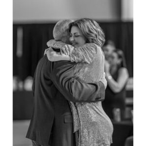 Jennifer Gimenez Instagram - The love and support my husband @timryandopeman I have for each other is such a blessing. I cherish this so much. I’m truly grateful that these photos were captured at our speaking event for.#OaksRecovery.

#TimJenn #Powercouple #WeAreAForce #DopeToHope #JenniferGimenez #TimRyan #Recovery #Sober #SuperModel #Actress #Actor #Fashion #Movies #RealityShows #TVPersonalities 
#Writer #ChangeMaker #Influencer #Speaker #Interventionist #Podcast #TheTimAndJennShow #SoberIsSexy