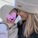 Jennifer Hoffman Instagram - Voordeel van weggaan is thuiskomen 🤍 Of dat nou in Amsterdam is of in Frankrijk. Thuis is bij die grote en die kleine. Alhoewel de kleine kort hierna in z’n broek zeek.. #ruiningthemagicabit #backtobeingamom #lieverdekleinedandegrote