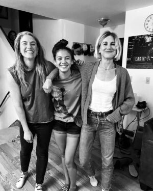 Jennifer Landon Instagram - If I look happy, it’s because I finally got to meet the bullrider @najiahknight. 
You are such an inspiration. 

And…Happy Birthday!!!!!
#najiahknight #bullrider