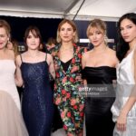 Jennifer Landon Instagram - Man, oh man! I love the humans I work with and I was just so glad to see them get recognized for their work. What an honor it has been to be a tiny part of it. Thank you to @aliceandolivia for my suit, picked out by @carlahacken. Hair styled by @ramontgarcia with cut by @anhcotran and color by @chadkenyon. Makeup by @timmackaybeauty. #sagawards #yellowstone @yellowstone Ps last pic is my realizing a lifelong dream of integrating a thumbs up into a red carpet pose.