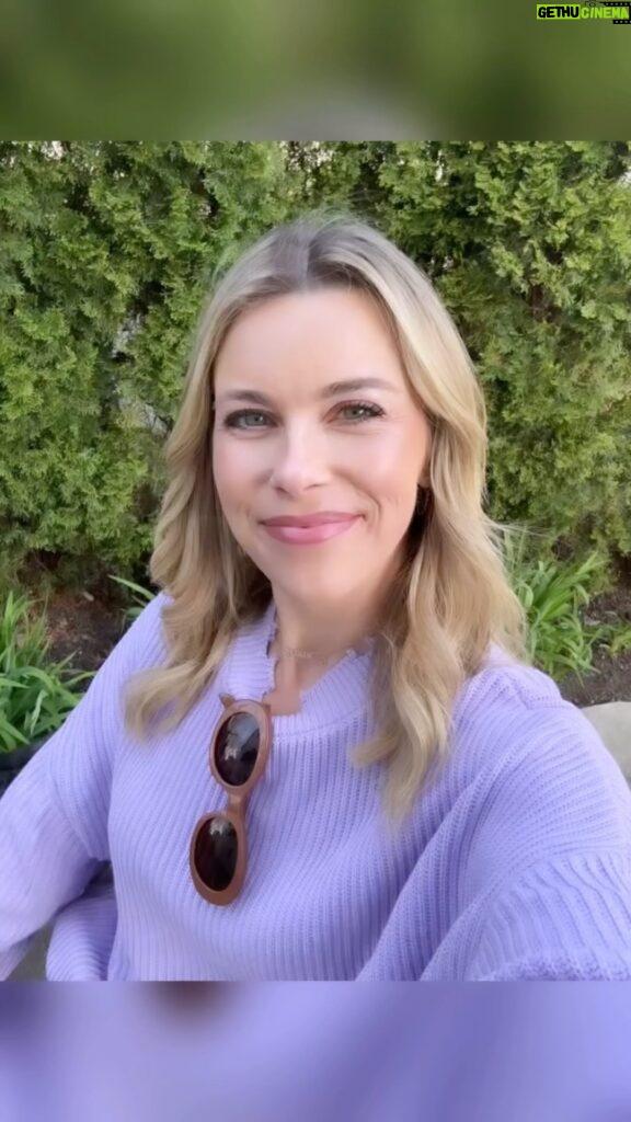 Jenny Taft Instagram - Some thoughts while out on a walk! It’s never too early to think about planning for your future! Check the link in my bio for more info! @robinhoodapp #robinhoodpartner
