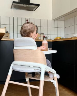 Jenovéfa Boková Instagram - KVĚTEN

...byl plný krásné práce a znovuuvědomění si jak moc si ji vážím a miluju, ale upřímně se už těším na nějakou dobu jen na roli maminky 🙏🏻