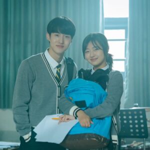 Jeon Chae-eun Instagram - 서진 형준 🌟 
#당신이소원을말하면 
#유서진
#전채은
#펜타곤
#여원