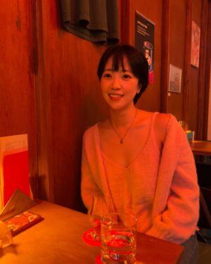 Jeon Hye-jin Instagram - 요런 니트가 갖고 싶어 떠버렸지 모야 🧶
