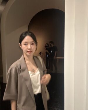 Jeon Ji-yoon Instagram - 7월아 덤벼랏