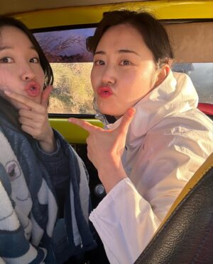 Jeon Ji-yoon Instagram - 한숨도 못자고 본 일출은 너무 예뻤다
🧡