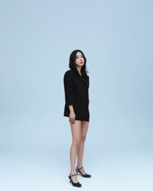 Jeon Ji-yoon Instagram - 23년 프로feel 🖤