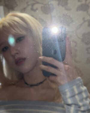 Jeon Hee-jin Instagram - 휙 휙 휘키 샥샥