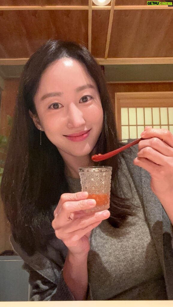 Jeon Hye-bin Instagram - #스시사이토쥬욘 #인생최고스시 #요즘릴스찍는재미 #맛있는거남겨놓기