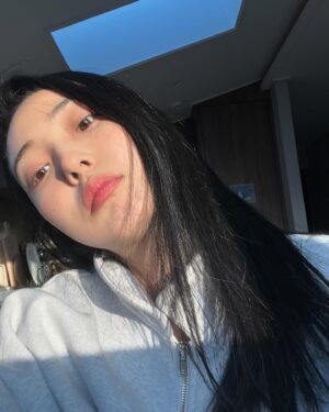Jeon So-nee Instagram - 