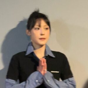 Jeon So-nee Instagram - 오늘! 기생수 더 그레이! 오직 넷플릭스에서 📁📂🗄️🪮📹🩶🫙🪨