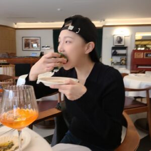 Jeong Da-eun Instagram - 잘먹었습니다 크왕😋