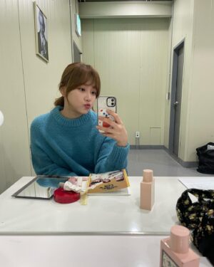 Jeong Da-eun Instagram - 오늘도 시작해볼까나 💪🏻