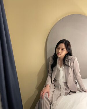 Jeong Da-eun Instagram - 임고모 고마웠어 안녀엉~👋🏻 😊
#미남당