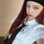 Jeong Jin-sol Instagram - 오랜만에 헤어밴드 •̀ᴗ•̀