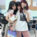Jeong Jin-sol Instagram - ARTMS 데뷔 쇼케이스 끝! 🩷💚❤️💙💜