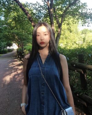 Jeong Yu-mi Instagram - 덥네ㅎㅎㅎ.🍺