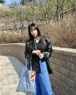 Jeong Yu-mi Instagram - 봄e4.🦋