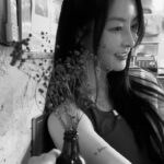 Jeong Yu-mi Instagram - The world's best tattooist.😝 @country_min #꿈같은우리우정#건강하자행복하자사랑하자뿅😍