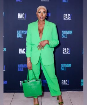 Jerrie Johnson Instagram - What a ball 💚✅🍀
•
•
•
#ArtivismBall #BAC #MoneyGreen #GalaSeason #DriaIsTheBest #YallDidThat #TheBandWentCrazy