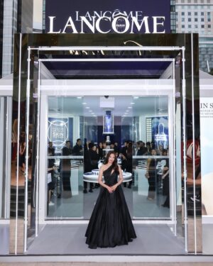 Jesseca Liu Instagram - 很开心可以参与 @lancomeofficial Advance Génifique Skin Repair Lab 户外活动。还没体验的朋友也可以去看看哦 😀