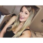 Jessi Smiles Instagram - All of my pictures for the next 10 years will be featuring my baby's shit in the background 🤷🏼‍♀️
