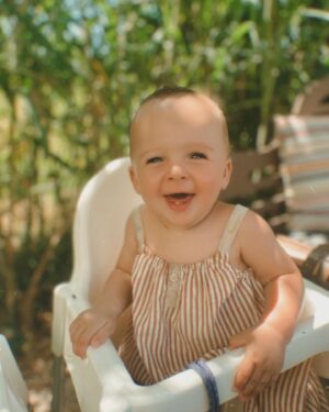 Jessica Brown Findlay Instagram - 🌞👶👶🩵