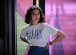 Jessica Brown Findlay Instagram - Today is the day! 

Couldn’t be more excited for you all to meet Tiff&Leon and their worlds collide on @paramountplusuk 

So many amazingly talented people involved in this very special job. 
🌈🌈🌈🌈🌈🌈🌈🌈
💕💕💕💕💕💕💕💕 

@earlywelsh 
@georginapeggy 
@billmilner 
@charliejonesstyles 
@roselewenstein 
@luckyshanniiee 
@jonahhauerking 
@klariza_clayton 
@betholearyauthor 
@sb_grant 
#petercattaneo
@chloewicksy 
@robyn_macdonald9

#theflatshare