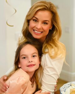 Actress Jessica Collins HD Instagram Photos and Wallpapers February 2024