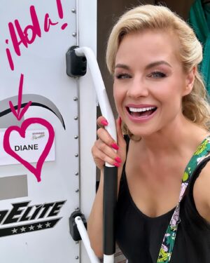 Jessica Collins Instagram - Acapulco Season 3 drops in less than 24 hours! See you tomorrow May 1st on AppleTV . 💃🏩🌴
#AcapulcoTV
@appletv